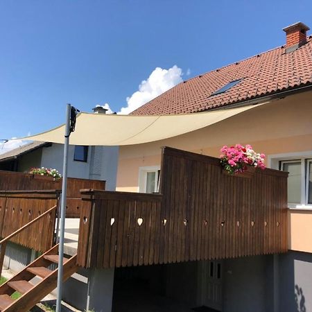 מויסטראנה Apartma Kreda מראה חיצוני תמונה